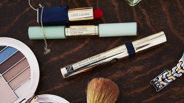 Estée Lauder se queda atrás frente a rivales como L’Oréal, incluso en terreno propio Estée Lauder se queda atrás frente a rivales como L’Oréal, incluso en terreno propio