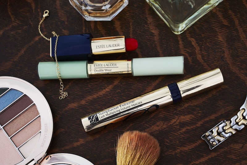 Productos cosméticos Estée Lauder. Productos cosméticos Estée Lauder.