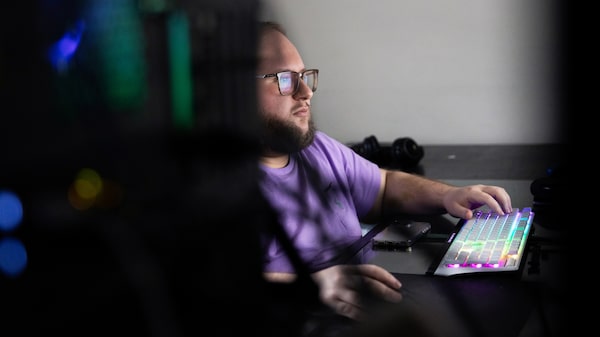 Traders apostam em IA para tentar lucrar mais, mas resultados frustram expectativas Traders apostam em IA para tentar lucrar mais, mas resultados frustram expectativas