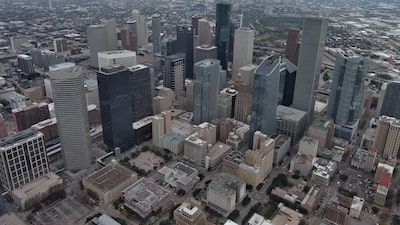 El auge y la caída del petróleo con Trump dejan a Houston con una crisis inmobiliaria El auge y la caída del petróleo con Trump dejan a Houston con una crisis inmobiliaria