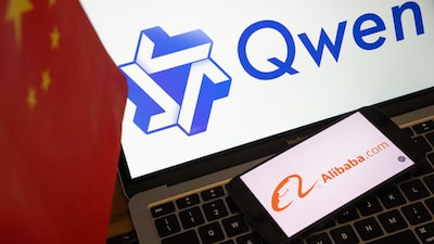 Alibaba actualiza su modelo de IA y eleva la presión sobre DeepSeek Alibaba actualiza su modelo de IA y eleva la presión sobre DeepSeek