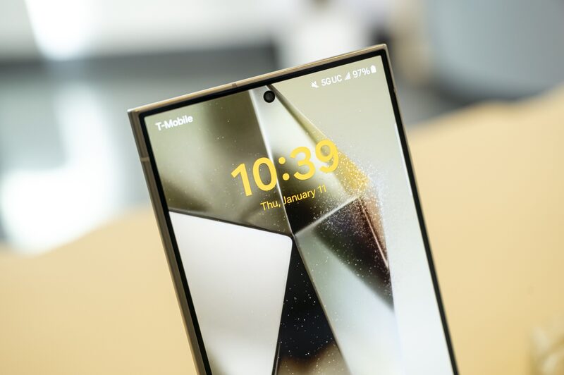 Un smartphone Samsung S24 Ultra durante un evento Samsung Unveiled en Las Vegas, Nevada, EE.UU. Un smartphone Samsung S24 Ultra durante un evento Samsung Unveiled en Las Vegas, Nevada, EE.UU.