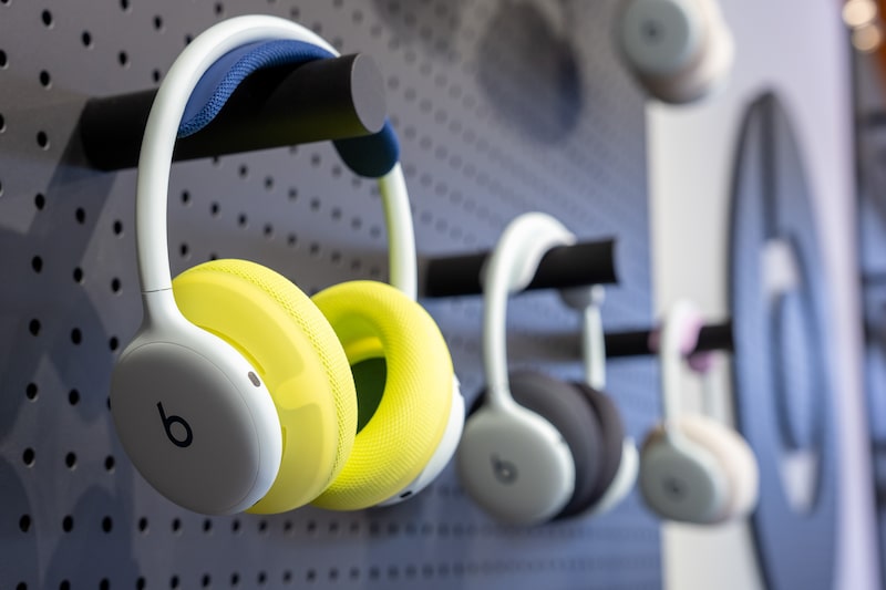 Beats 360 Headphones Beats 360 Headphones