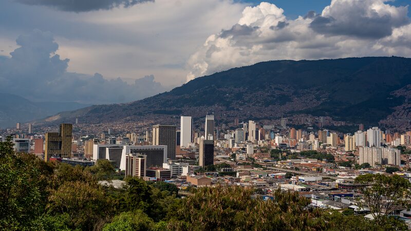 Além de São Paulo: Monterrey e Medellín ganham terreno como novos hubs de startups Além de São Paulo: Monterrey e Medellín ganham terreno como novos hubs de startups