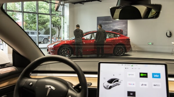 Tesla llama a revisión 1,1 millones de coches en China por defecto en los frenos Tesla llama a revisión 1,1 millones de coches en China por defecto en los frenos