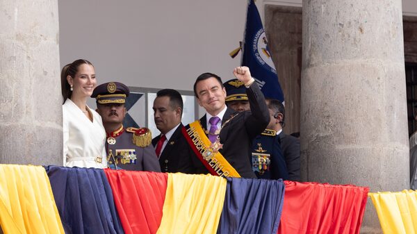 Votantes ecuatorianos deciden sobre un Consejo Constitucional y bases militares extranjeras Votantes ecuatorianos deciden sobre un Consejo Constitucional y bases militares extranjeras