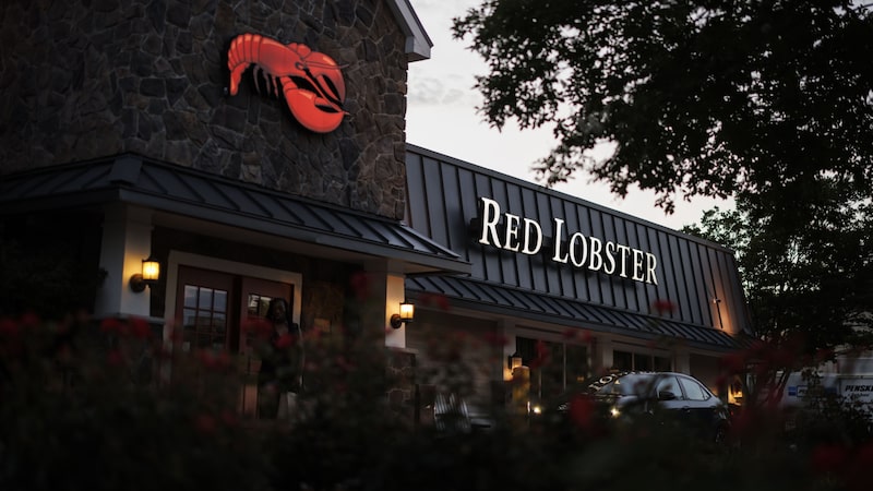 Camarão à vontade: Red Lobster planeja volta de promoção popular que gerou crise Camarão à vontade: Red Lobster planeja volta de promoção popular que gerou crise