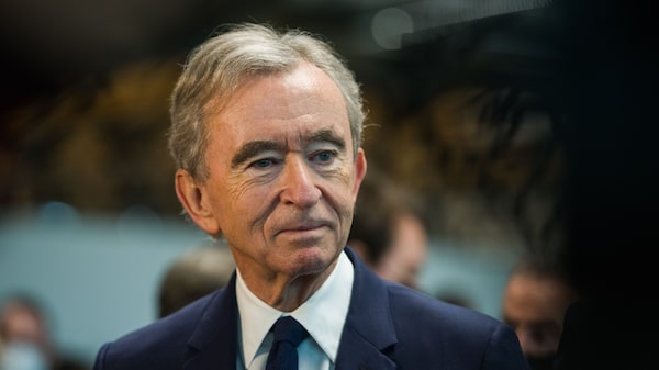 Así gasta su fortuna Bernard Arnault, el hombre más rico del mundo de 2023 Así gasta su fortuna Bernard Arnault, el hombre más rico del mundo de 2023