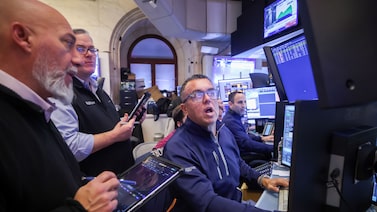 Wall Street vive un viernes de ganancias y marca récords, mientras el bitcoin rebota con fuerza Wall Street vive un viernes de ganancias y marca récords, mientras el bitcoin rebota con fuerza