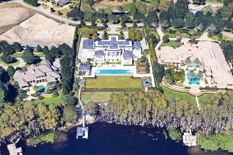 Mansão em Orlando comprada pelo pai de Daniel Vorcaro Mansão em Orlando comprada pelo pai de Daniel Vorcaro