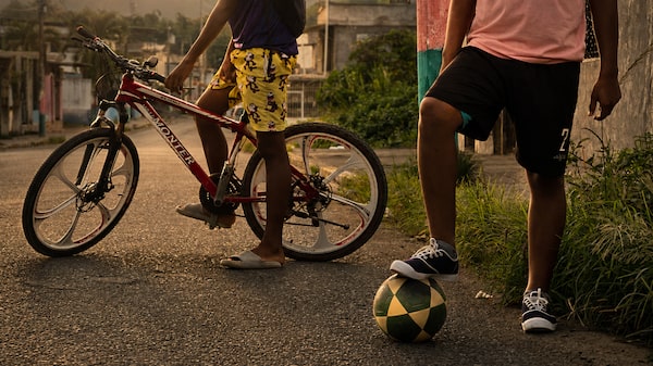 Reclutados por el narco: la tragedia silenciosa de niños y adolescentes en Ecuador Reclutados por el narco: la tragedia silenciosa de niños y adolescentes en Ecuador