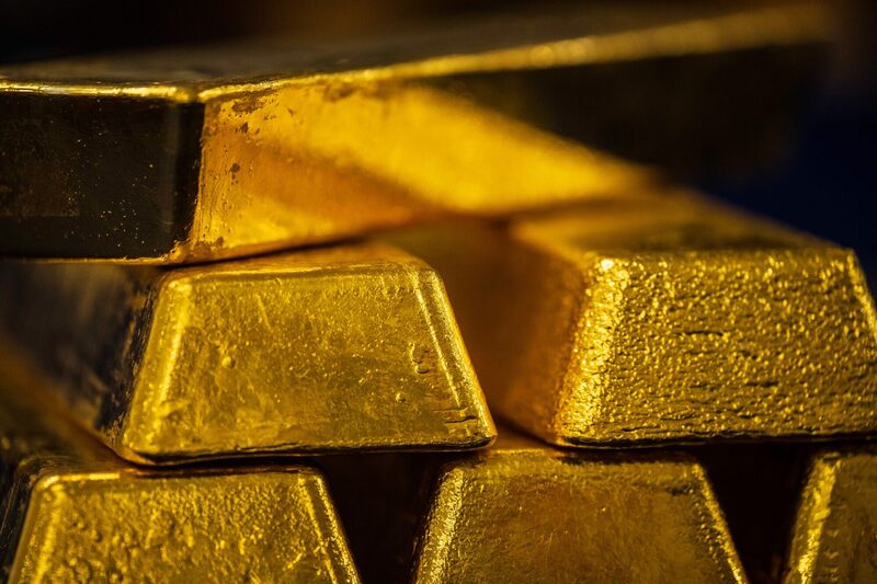 Os contratos futuros de ouro em Nova York atingiram um recorde de alta nesta manhã de sexta (Foto: Milan Jaros/Bloomberg) Os contratos futuros de ouro em Nova York atingiram um recorde de alta nesta manhã de sexta (Foto: Milan Jaros/Bloomberg)