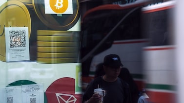 El bitcoin cae por debajo de los US$90.000 tras el recorte de tasas de la Fed El bitcoin cae por debajo de los US$90.000 tras el recorte de tasas de la Fed