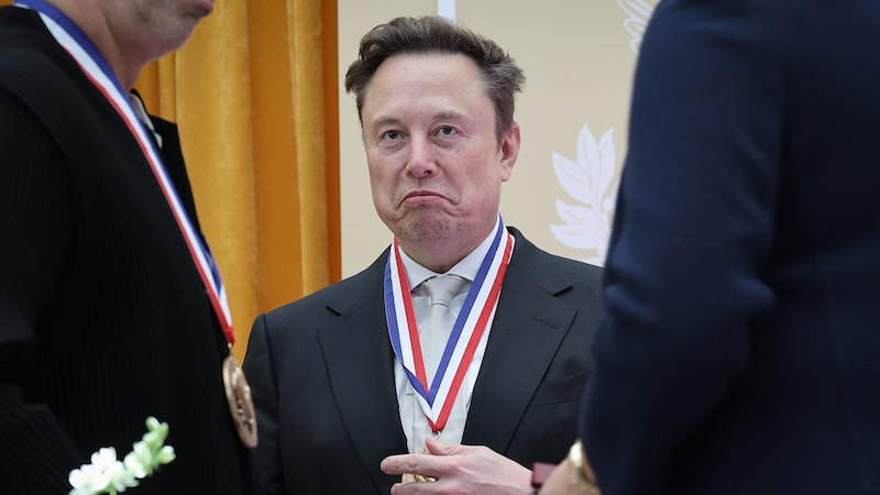 Tesla pode virar peso para SpaceX em potencial fusão que daria ainda mais poder a Musk Tesla pode virar peso para SpaceX em potencial fusão que daria ainda mais poder a Musk