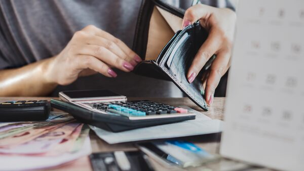 Desempleo en Colombia: 5 años en doble dígito pone en aprietos la reforma laboral Desempleo en Colombia: 5 años en doble dígito pone en aprietos la reforma laboral