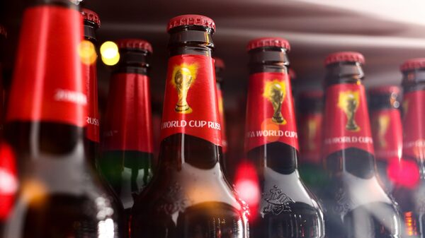 Cómo la prohibición de cerveza en estadios del mundial afecta a AB Inbev y a Ambev Cómo la prohibición de cerveza en estadios del mundial afecta a AB Inbev y a Ambev