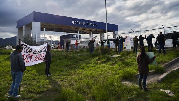 Trabajadores de GM en planta mexicana de SUV votan para unirse al sindicato Carlos Leone Trabajadores de GM en planta mexicana de SUV votan para unirse al sindicato Carlos Leone