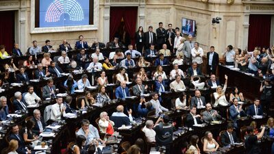 Gobierno de Milei logra blindar en el Congreso el decreto que autoriza acuerdo con el FMI Gobierno de Milei logra blindar en el Congreso el decreto que autoriza acuerdo con el FMI
