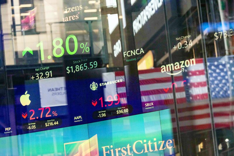 Stock Rotation Hits Megacaps As Wall Street Traders Gear Up For The Fed's Rate Decision Stock Rotation Hits Megacaps As Wall Street Traders Gear Up For The Fed's Rate Decision