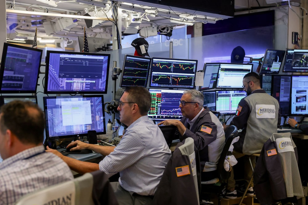 Traders work after a Federal Open Market Committee (FOMC) meeting on the floor of the New York Stock Exchange (NYSE) in New York, US, on Wednesday, June 17, 2026. Federal Reserve officials left interest rates unchanged and were split over whether they expect to raise rates this year. Photographer: Michael Nagle/Bloomberg Traders work after a Federal Open Market Committee (FOMC) meeting on the floor of the New York Stock Exchange (NYSE) in New York, US, on Wednesday, June 17, 2026. Federal Reserve officials left interest rates unchanged and were split over whether they expect to raise rates this year. Photographer: Michael Nagle/Bloomberg