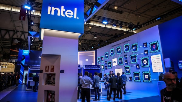 Acciones de Intel tocan máximos de la era puntocom con apuestas por su recuperación Acciones de Intel tocan máximos de la era puntocom con apuestas por su recuperación