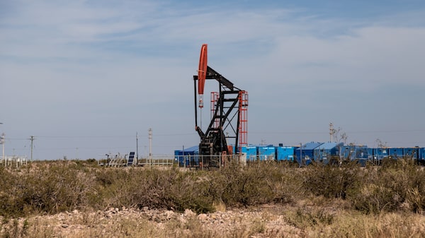 Chevron cree que Milei debe “hacer más” para potenciar el auge del shale en Argentina Chevron cree que Milei debe “hacer más” para potenciar el auge del shale en Argentina