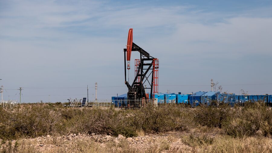 Chevron cree que Milei debe “hacer más” para potenciar el auge del shale en Argentina Chevron cree que Milei debe “hacer más” para potenciar el auge del shale en Argentina