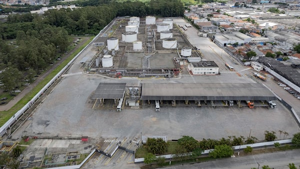Raízen avança em reestruturação, e Shell terá direitos na distribuidora, dizem fontes Raízen avança em reestruturação, e Shell terá direitos na distribuidora, dizem fontes