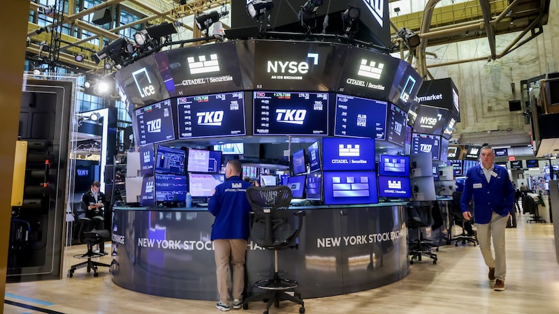 Avanço do insider trading ameaça confiança nos mercados e desafia governo Trump Avanço do insider trading ameaça confiança nos mercados e desafia governo Trump