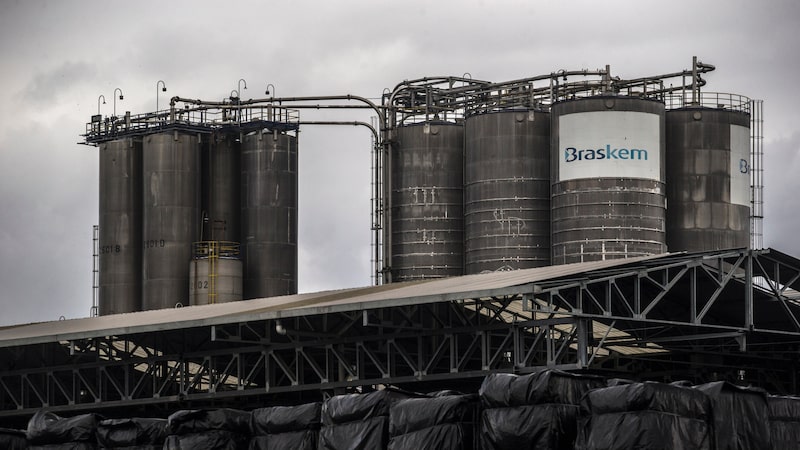 Braskem alerta sobre risco material à continuidade da operação após prejuízo bilionário Braskem alerta sobre risco material à continuidade da operação após prejuízo bilionário