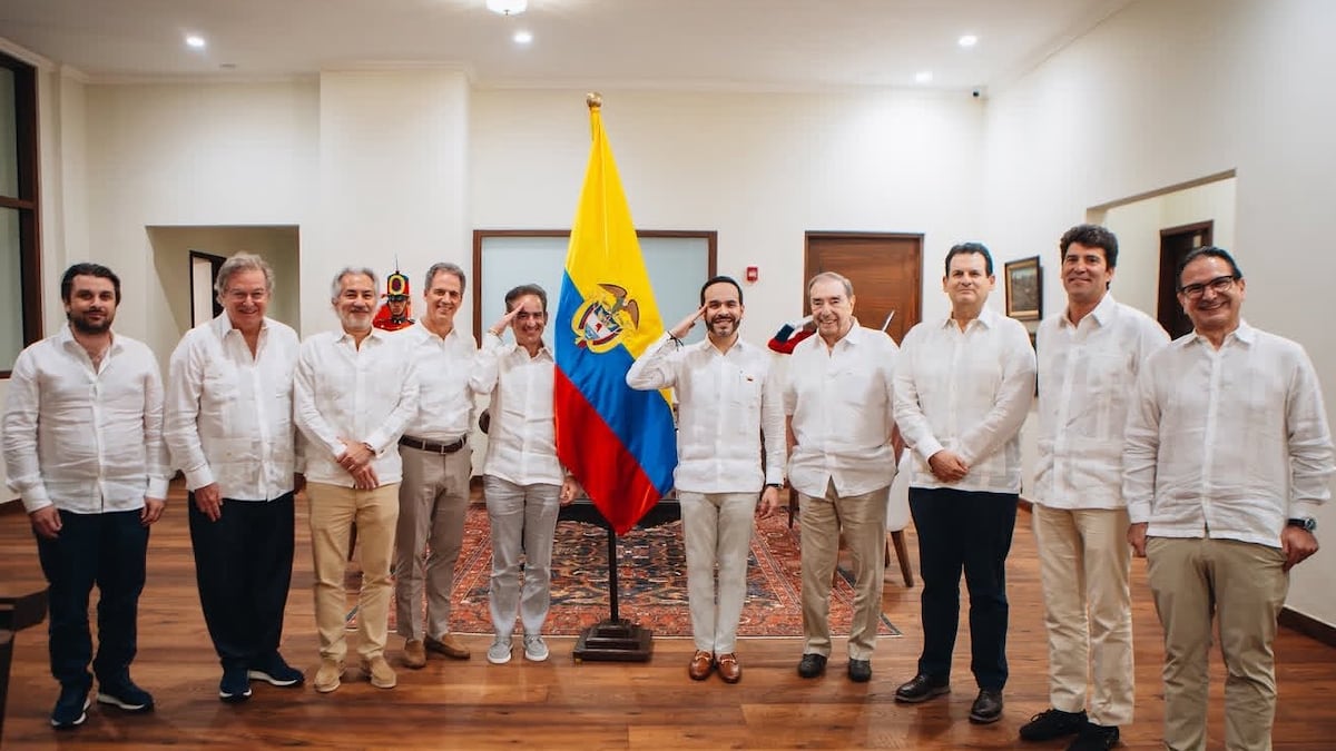 De la Espriella se reúne con los empresarios más ricos de Colombia por reconstrucción tras el sismo