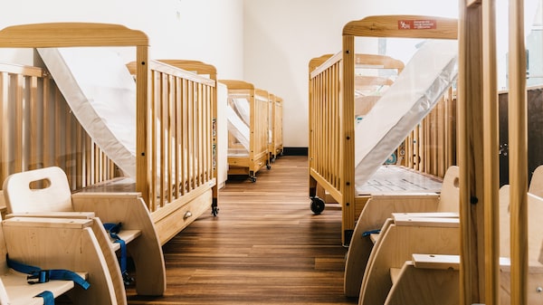 Demócratas proponen guarderías públicas gratuitas o US$1.000 al mes para familias con niños pequeños Demócratas proponen guarderías públicas gratuitas o US$1.000 al mes para familias con niños pequeños