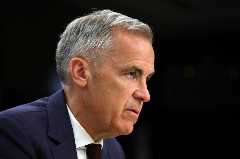 El primer ministro de Canadá, Mark Carney, durante una comparecencia pública. Su Gobierno anunció nuevos aranceles de represalia contra productos estadounidenses en medio de la creciente disputa comercial con Washington. El primer ministro de Canadá, Mark Carney, durante una comparecencia pública. Su Gobierno anunció nuevos aranceles de represalia contra productos estadounidenses en medio de la creciente disputa comercial con Washington.