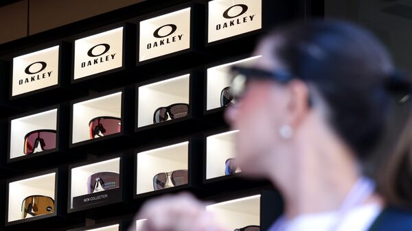 EssilorLuxottica se prepara para liderar el mercado de gafas con IA junto a Meta EssilorLuxottica se prepara para liderar el mercado de gafas con IA junto a Meta