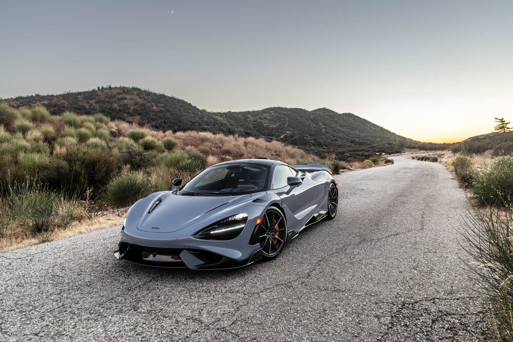 O McLaren 765LT é atualmente um dos modelos mais procurados da montadora com sede em Woking, na Inglaterra.Fonte: McLaren O McLaren 765LT é atualmente um dos modelos mais procurados da montadora com sede em Woking, na Inglaterra.Fonte: McLaren