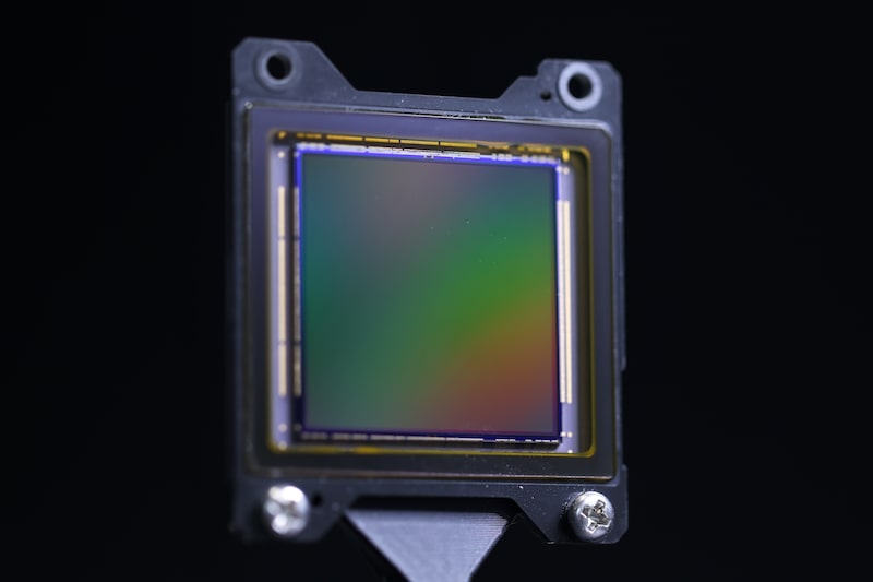 Un sensor de imagen de Sony Semiconductor Solutions Corp. Fotógrafo: Kiyoshi Ota/Bloomberg Un sensor de imagen de Sony Semiconductor Solutions Corp. Fotógrafo: Kiyoshi Ota/Bloomberg