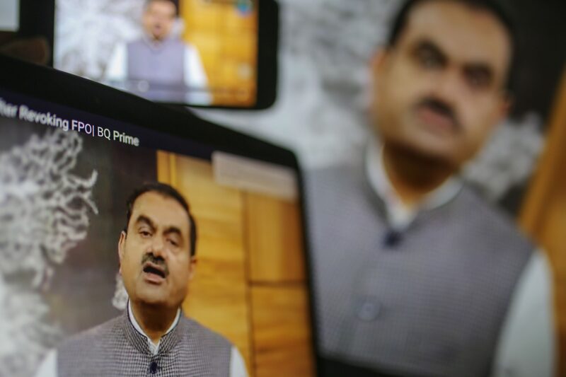 Las empresas de Adani han perdido 107.000 millones de dólares en una semana, una de las mayores pérdidas de la historia de la India Photographer: Dhiraj Singh/Bloomberg Las empresas de Adani han perdido 107.000 millones de dólares en una semana, una de las mayores pérdidas de la historia de la India Photographer: Dhiraj Singh/Bloomberg