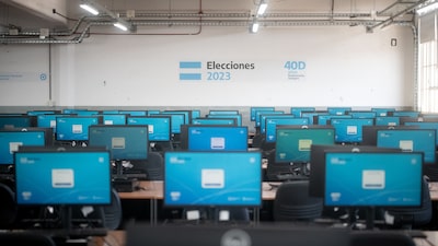 En vivo: Avanza el escrutinio nacional con el oficialismo en tercer lugar En vivo: Avanza el escrutinio nacional con el oficialismo en tercer lugar