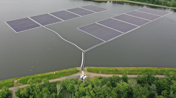 Solar, baterías y redes eléctricas: dónde invertir en clima ante auge de la IA y altas tasas Solar, baterías y redes eléctricas: dónde invertir en clima ante auge de la IA y altas tasas