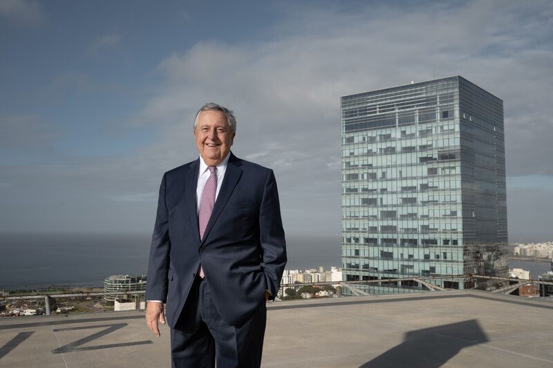 Carlos Lecueder. El empresario uruguayo administra los principales shoppings y zonas francas en Uruguay. Carlos Lecueder. El empresario uruguayo administra los principales shoppings y zonas francas en Uruguay.