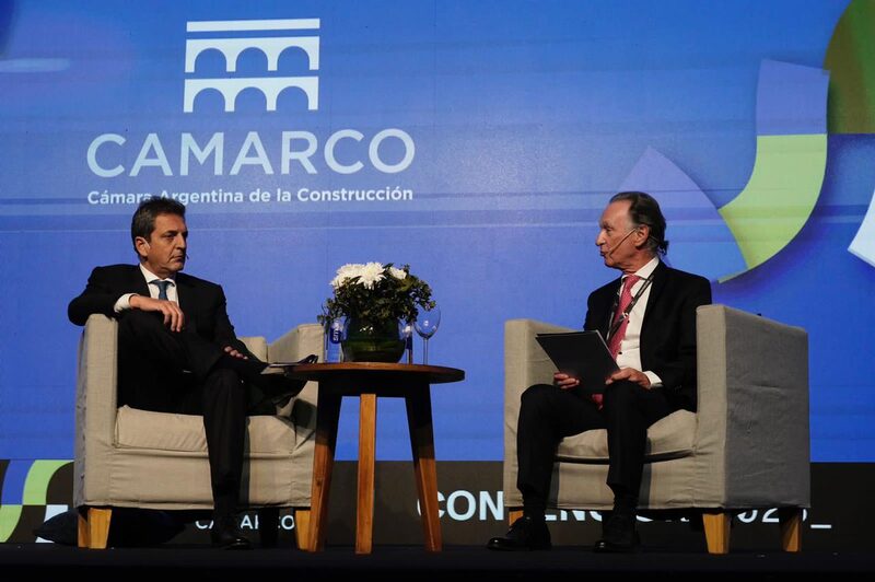 El ministro de Economía participó de la convención anual de la Cámara Argentina de la Construcción (CAMARCO) El ministro de Economía participó de la convención anual de la Cámara Argentina de la Construcción (CAMARCO)