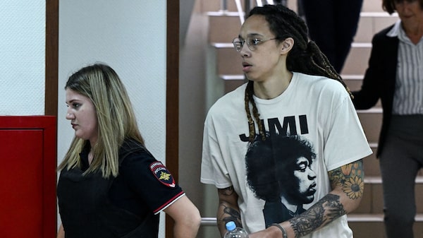 Estrella de WNBA Griner fue liberada en Rusia en canje prisioneros Estrella de WNBA Griner fue liberada en Rusia en canje prisioneros