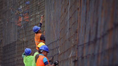 La informalidad laboral domina en Ecuador y absorbe al 55% de trabajadores La informalidad laboral domina en Ecuador y absorbe al 55% de trabajadores