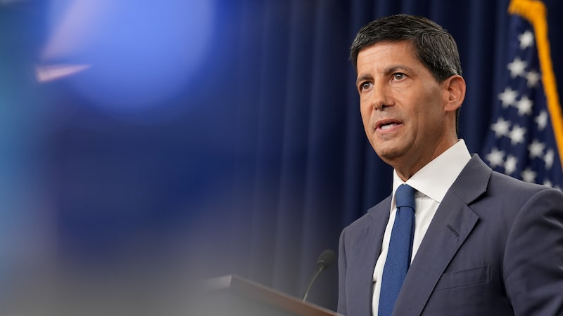 A que horas Kevin Warsh vai falar hoje, 16 de setembro, e o que o mercado espera do Fed? A que horas Kevin Warsh vai falar hoje, 16 de setembro, e o que o mercado espera do Fed?