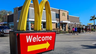 McDonald’s y Nike, entre las acciones más rezagadas del S&P, enfrentan más presión ante la Fed McDonald’s y Nike, entre las acciones más rezagadas del S&P, enfrentan más presión ante la Fed