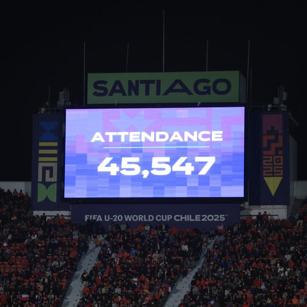 45.547 hinchas alentaron a Chile en la victoria 2-1 frente a Nueva Zelanda por el Mundial Sub-20, el 27 de septiembre, en el Estadio Nacional. 45.547 hinchas alentaron a Chile en la victoria 2-1 frente a Nueva Zelanda por el Mundial Sub-20, el 27 de septiembre, en el Estadio Nacional.