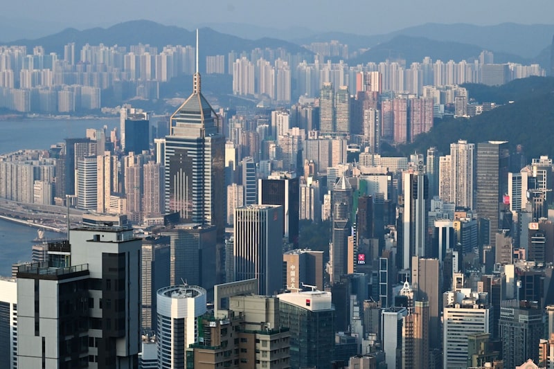 Vista de edifícios a partir do Victoria Peak, em Hong Kong. (Foto: Billy H.C. Kwok/Bloomberg) Vista de edifícios a partir do Victoria Peak, em Hong Kong. (Foto: Billy H.C. Kwok/Bloomberg)