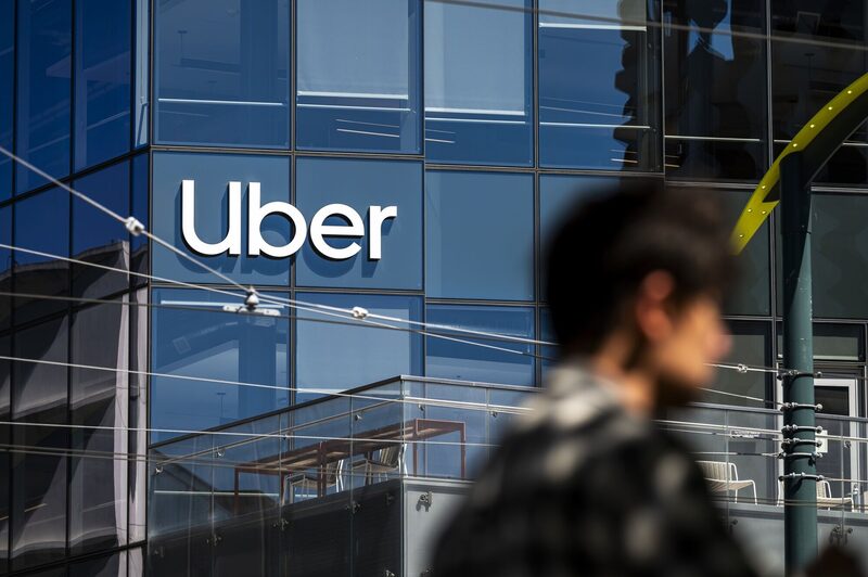 Sede da Uber em São Francisco: gigante de tecnologia amplia serviços oferecidos aos clientes por meio de sua plataforma (Foto: David Paul Morris/Bloomberg) Sede da Uber em São Francisco: gigante de tecnologia amplia serviços oferecidos aos clientes por meio de sua plataforma (Foto: David Paul Morris/Bloomberg)