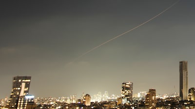Irã lança mísseis contra Israel e ameaça negociações para encerrar guerra Irã lança mísseis contra Israel e ameaça negociações para encerrar guerra