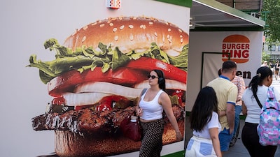 Burger King dispara sus ventas en EE.UU. con un nuevo Whopper y una promoción de Star Wars Burger King dispara sus ventas en EE.UU. con un nuevo Whopper y una promoción de Star Wars